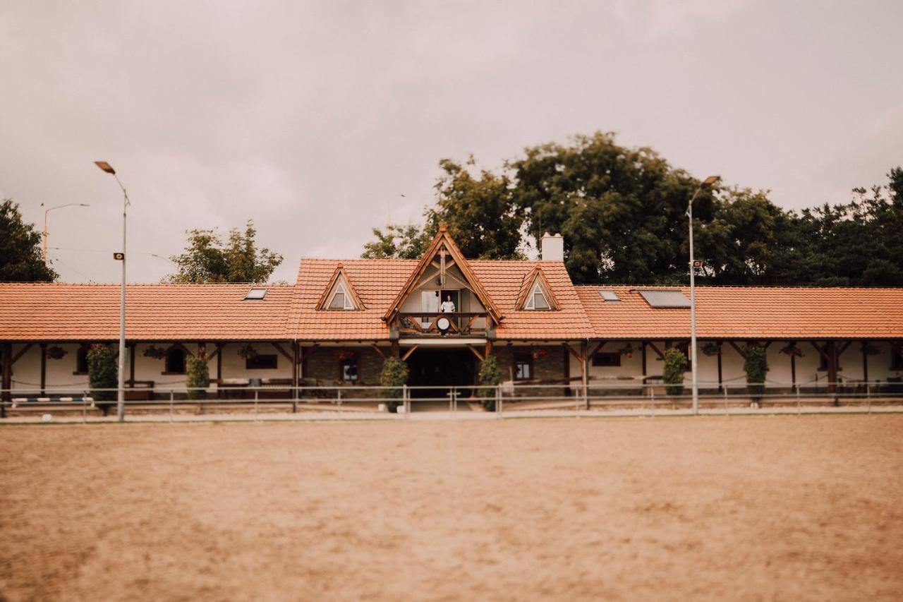 Pension Zwicker Prešov Exteriör bild